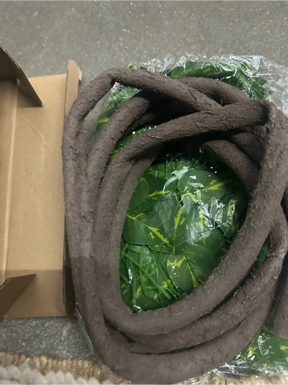 Faux Green Ivy Wreath and Garland Set - Home Holiday